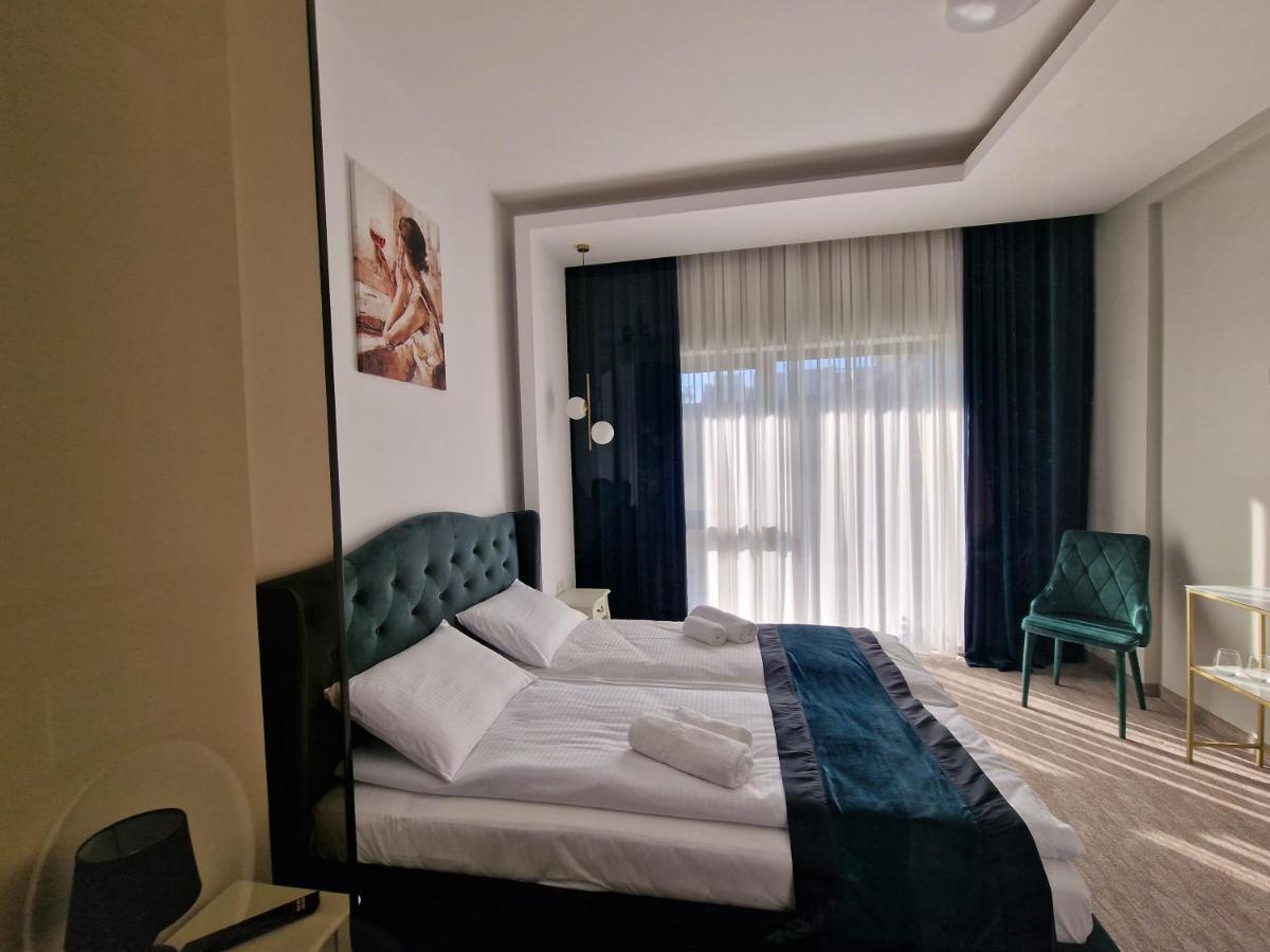 Art'S Luxury Boutique Hotel Oradea Exterior photo